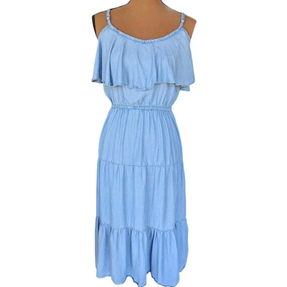 Old Navy XS Chambray Sundress Tiered Off Shoulder Strappy Coastal Cowgirl Boho